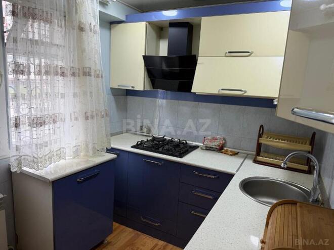 Продаётся 3-комн. вторичка 70 м², м. Низами, photo 18 from 31