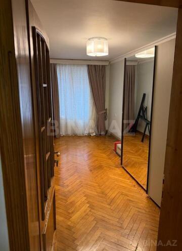Продаётся 3-комн. вторичка 70 м², м. Низами, photo 13 from 31