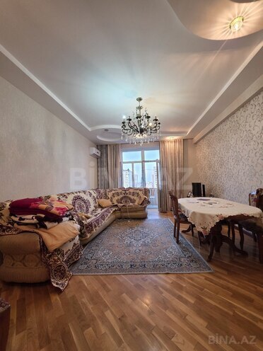 Продаётся 2-комн. новостройка 94 м², м. Элмляр Академиясы, photo 3 from 10