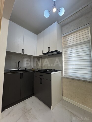 Продаётся 2-комн. вторичка 45 м², м. Иншаатчылар, photo 10 from 17