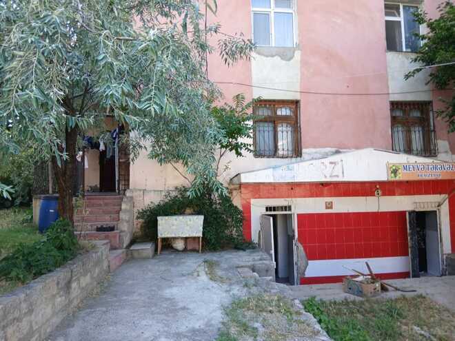 Satılır 3 otaqlı köhnə tikili 75 m², Qara Qarayev m., photo 28 from 29