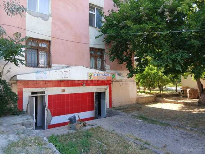 Satılır 3 otaqlı köhnə tikili 75 m², Qara Qarayev m., photo 17 from 29