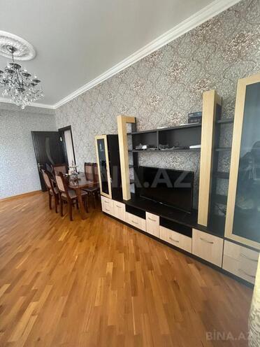 Продаётся 3-комн. новостройка 102 м², м. Кара Караев, photo 4 from 18