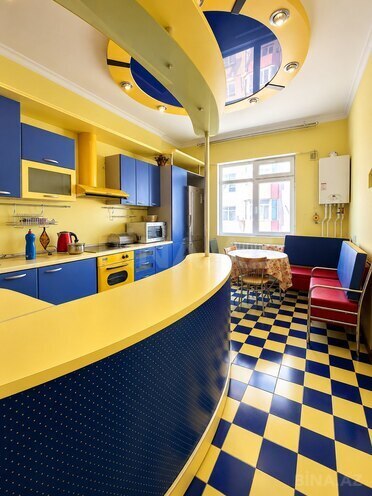Продаётся 3-комн. новостройка 140 м², м. Иншаатчылар, photo 11 from 16