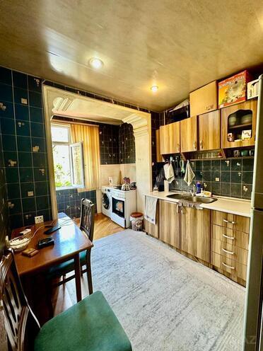 Продаётся 2-комн. вторичка 60 м², м. Нефтчиляр, photo 16 from 18