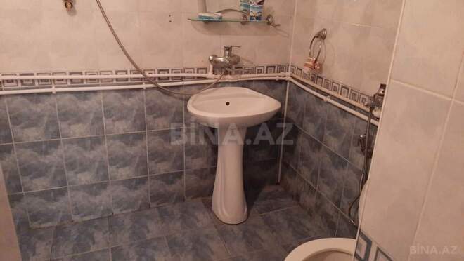 İcarəyə verilir 2 otaqlı həyət evi/bağ evi 110 m², İnşaatçılar m., photo 6 from 9