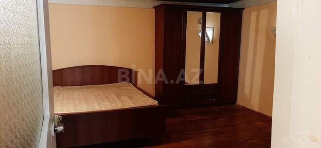 İcarəyə verilir 2 otaqlı həyət evi/bağ evi 110 m², İnşaatçılar m., photo 3 from 9