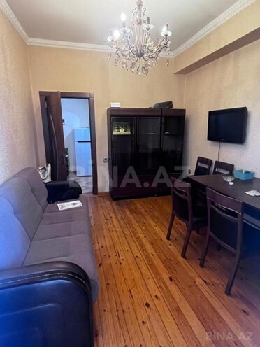 Сдаётся 2-комн. новостройка 50 м², м. Иншаатчылар, photo 1 from 8