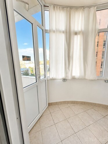Продаётся 3-комн. новостройка 160 м², м. Элмляр Академиясы, photo 15 from 19
