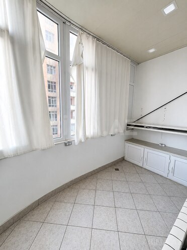 Продаётся 3-комн. новостройка 160 м², м. Элмляр Академиясы, photo 14 from 19