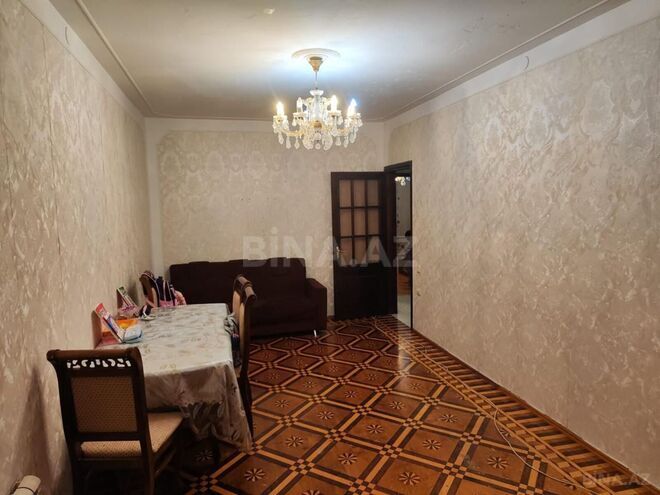 Satılır 3 otaqlı köhnə tikili 80 m², Yeni Günəşli q., photo 1 from 13