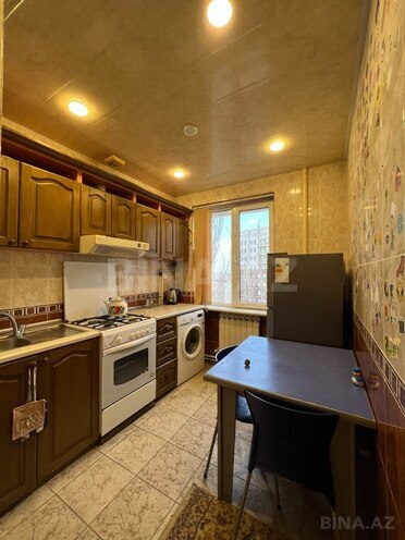 Сдаётся 3-комн. вторичка 70 м², м. Ичеришехер, photo 3 from 11