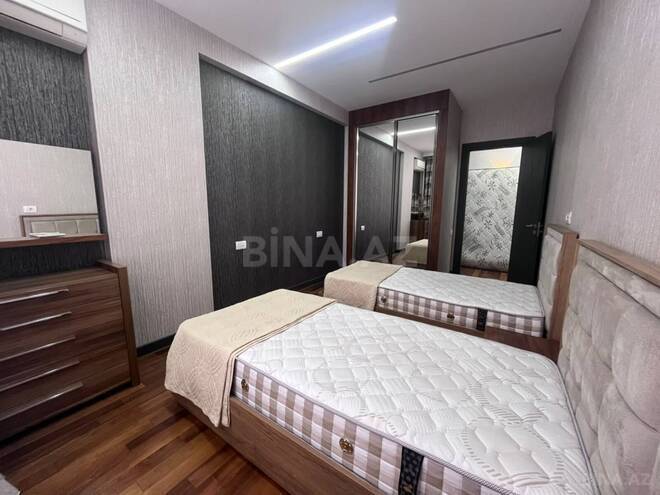 Сдаётся 3-комн. новостройка 115 м², м. 8 ноября, photo 12 from 23