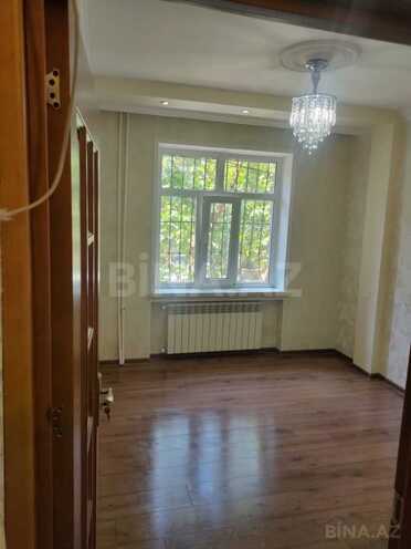 Satılır 2 otaqlı köhnə tikili 60 m², Əhmədli q., photo 1 from 13