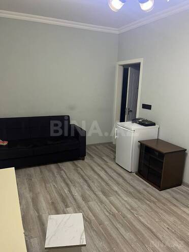 Сдаётся 1-комн. вторичка 40 м², м. Мемар Аджеми, photo 1 from 8
