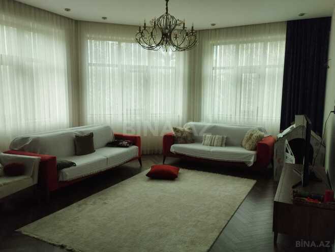 Сдаётся 3-комн. новостройка 130 м², Насиминский  р., photo 1 from 18