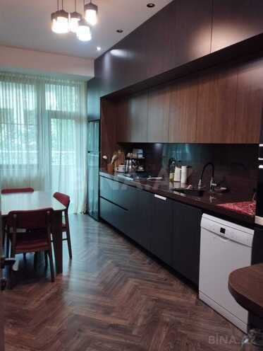 Сдаётся 3-комн. новостройка 130 м², Насиминский  р., photo 10 from 18