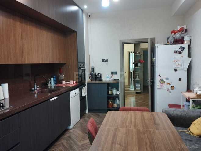 Сдаётся 3-комн. новостройка 130 м², Насиминский  р., photo 9 from 18
