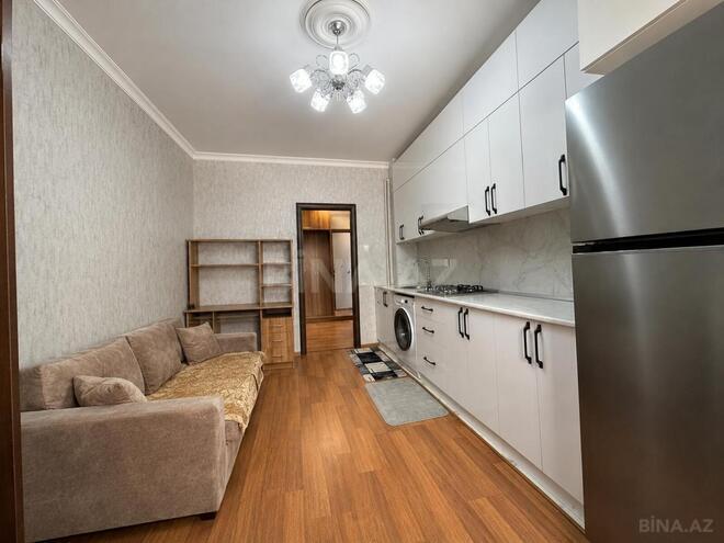 Продаётся 3-комн. вторичка 80 м², м. Ази Асланов, photo 4 from 10