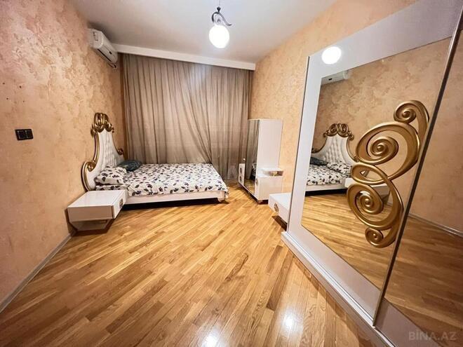 Сдаётся 2-комн. новостройка 70 м², м. Насими, photo 1 from 6
