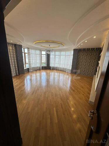 Сдаётся 4-комн. новостройка 180 м², м. Нариман Нариманов, photo 1 from 10