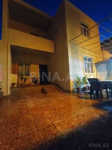 Satılır 4 otaqlı həyət evi/bağ evi 185 m², M.Ə.Rəsulzadə q., photo 1 from 11