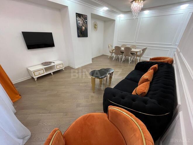 Сдаётся 3-комн. новостройка 145 м², м. 8 ноября, photo 6 from 32
