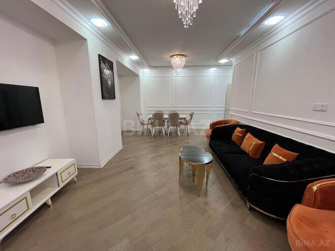 Сдаётся 3-комн. новостройка 145 м², м. 8 ноября, photo 7 from 32