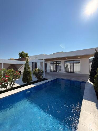 Satılır 4 otaqlı həyət evi/bağ evi 160 m², Şüvəlan q., photo 1 from 16