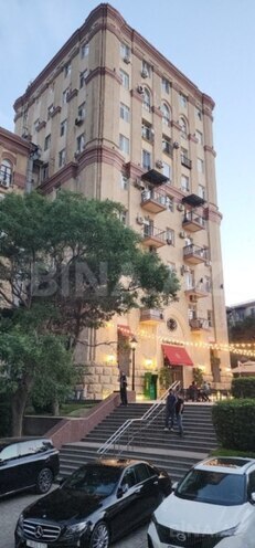 Satılır 2 otaqlı köhnə tikili 60 m², Nizami m., photo 9 from 15