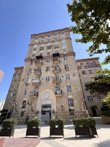 Satılır 2 otaqlı köhnə tikili 60 m², Nizami m., photo 11 from 15