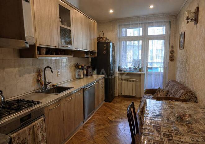 Продаётся 2-комн. новостройка 82 м², м. Кара Караев, photo 5 from 7