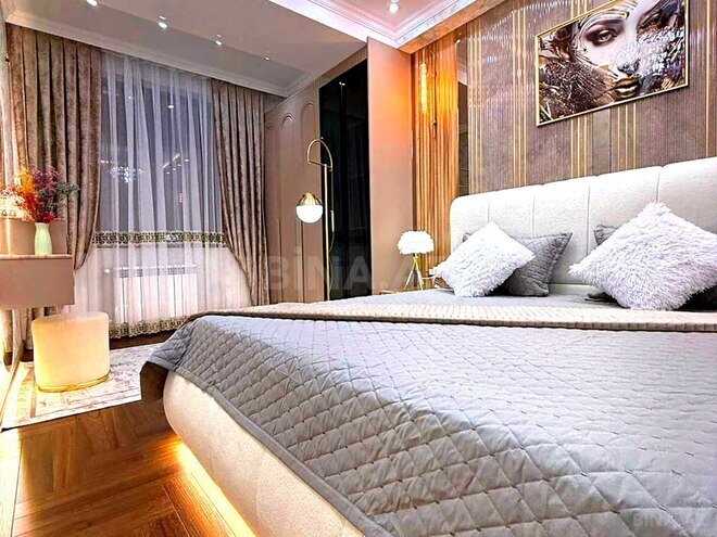 Продаётся 3-комн. новостройка 127 м², м. Кара Караев, photo 26 from 32