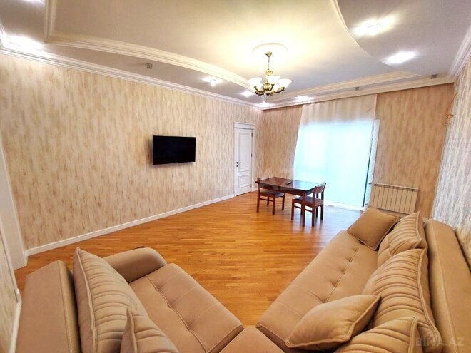 Сдаётся 2-комн. новостройка 75 м², м. Гянджлик, photo 4 from 17