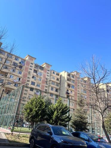 Satılır 2 otaqlı köhnə tikili 65 m², Yeni Yasamal q., photo 1 from 8