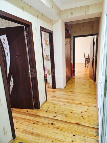 Satılır 2 otaqlı köhnə tikili 86 m², Xalqlar Dostluğu m., photo 8 from 10