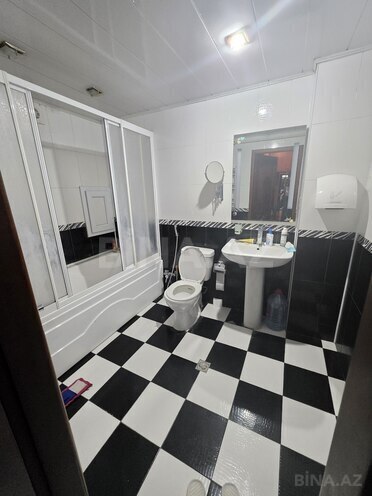 Сдаётся 2-комн. новостройка 70 м², м. 20 января, photo 15 from 17