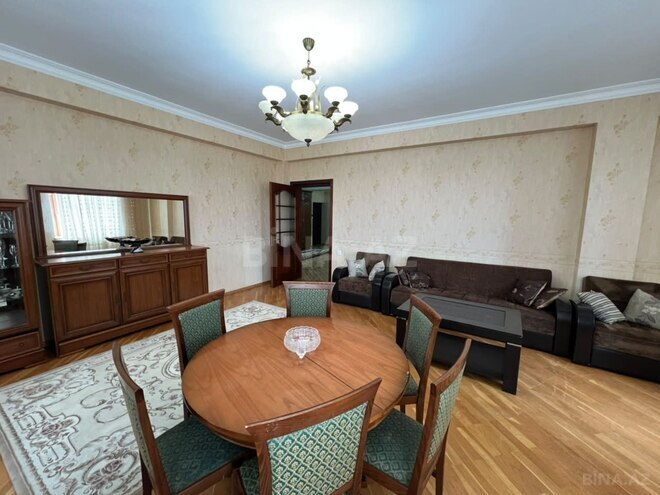 Сдаётся 3-комн. новостройка 145 м², м. Элмляр Академиясы, photo 1 from 29