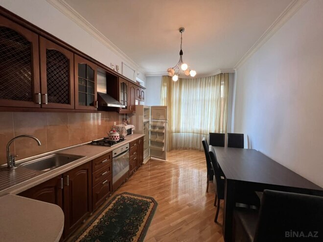 Сдаётся 3-комн. новостройка 145 м², м. Элмляр Академиясы, photo 8 from 29