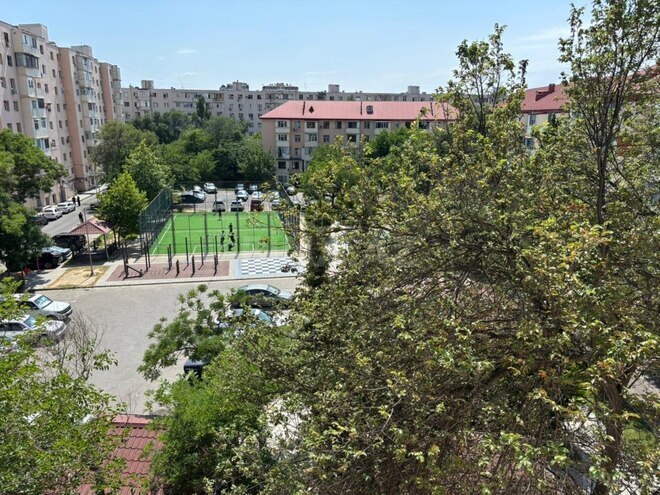 Продаётся 2-комн. вторичка 50 м², м. Нефтчиляр, photo 10 from 13