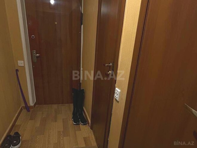 Продаётся 3-комн. вторичка 65 м², м. Нефтчиляр, photo 9 from 19
