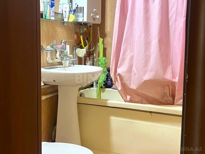 Продаётся 3-комн. вторичка 65 м², м. Нефтчиляр, photo 10 from 19