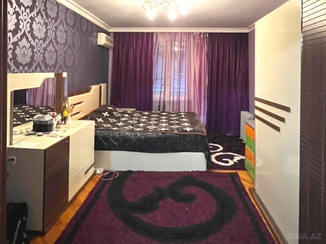 Продаётся 3-комн. вторичка 65 м², м. Нефтчиляр, photo 1 from 19