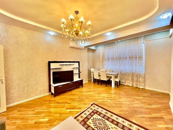 Продаётся 2-комн. новостройка 74 м², м. Кара Караев, photo 1 from 23