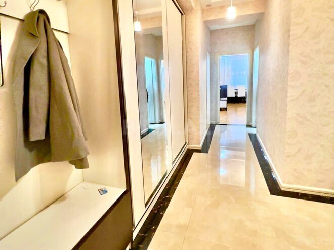 Продаётся 2-комн. новостройка 74 м², м. Кара Караев, photo 20 from 23