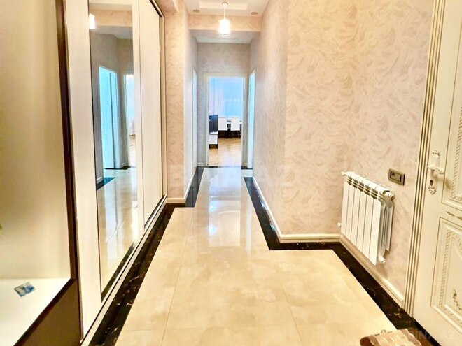 Продаётся 2-комн. новостройка 74 м², м. Кара Караев, photo 14 from 23