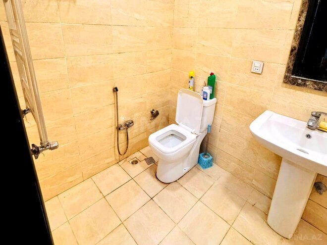 Продаётся 3-комн. новостройка 64 м², м. Кара Караев, photo 10 from 18