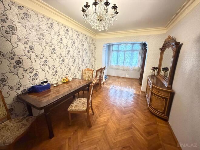 Satılır 3 otaqlı köhnə tikili 75 m², Neftçilər m., photo 3 from 13