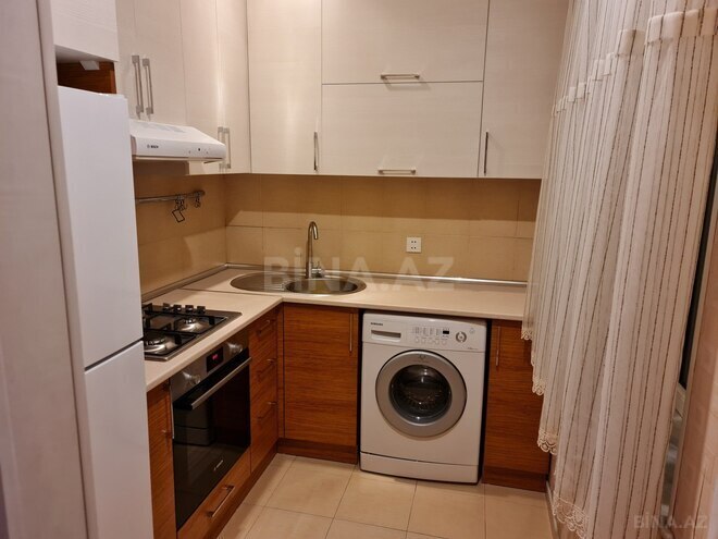İcarəyə verilir 3 otaqlı köhnə tikili 65 m², Azadlıq Prospekti m., photo 3 from 16
