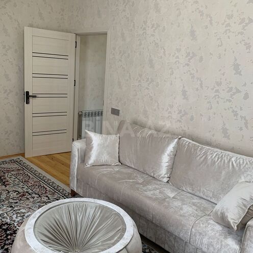 Сдаётся 2-комн. новостройка 80 м², м. Кара Караев, photo 1 from 18
